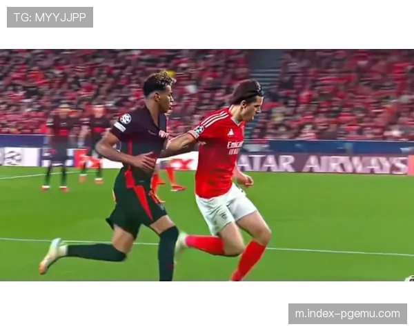 皇马高位防线遇本菲卡反击 三周两战检验攻守平衡 皇马高位防线遇本菲卡反击 三周两战检验攻守平衡